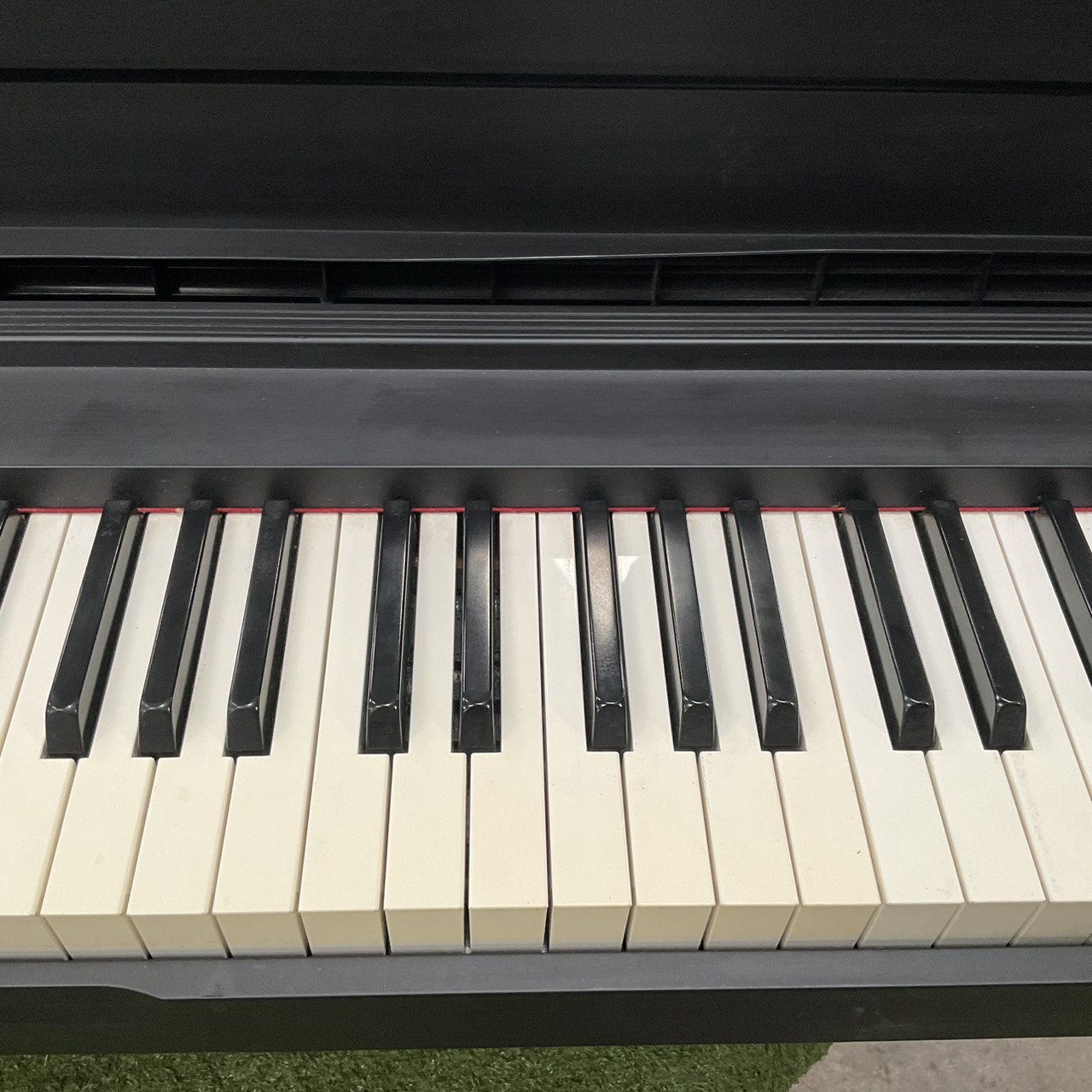 เปียโน KORG : LP-180