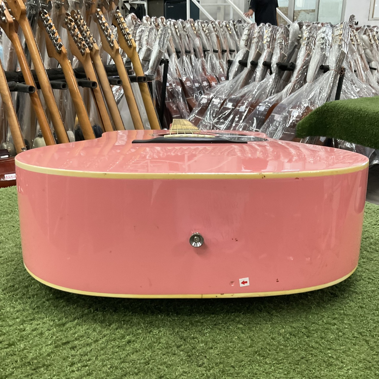 กีต้าร์โปร่ง Prologue : MD-100 PINK