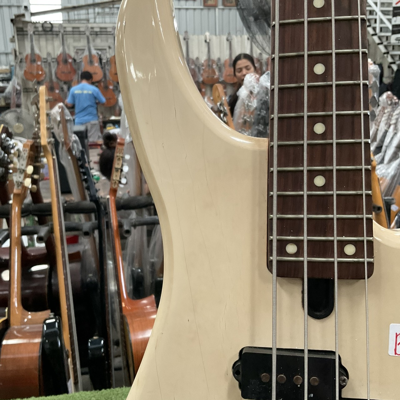 กีต้าร์เบส YAMAHA : RBX MS200