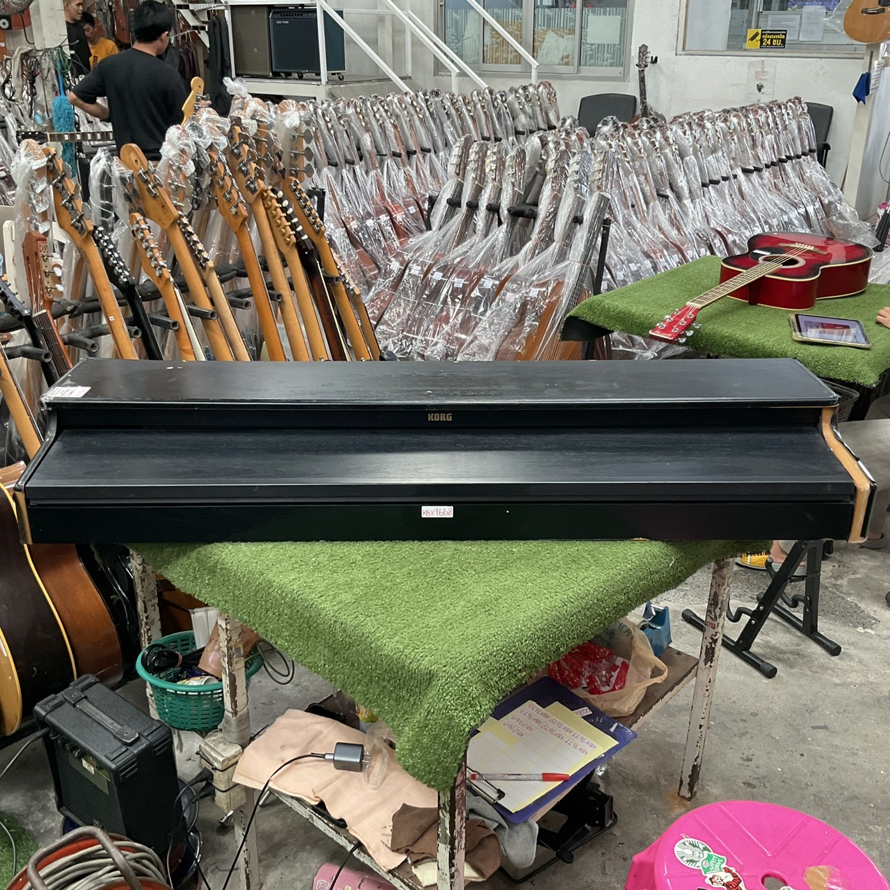 เปียโน KORG : C-2000 สินค้าไม่พร้อมใช้งาน (ต้องซ่อม)