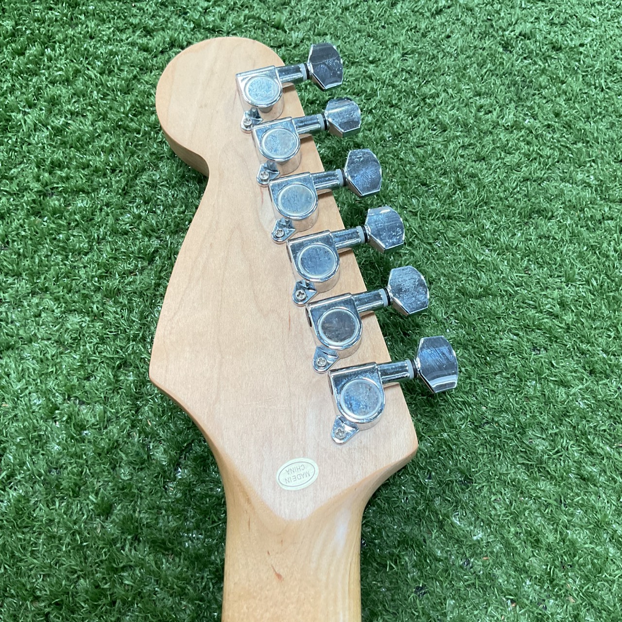 กีต้าร์ไฟฟ้า SELDER