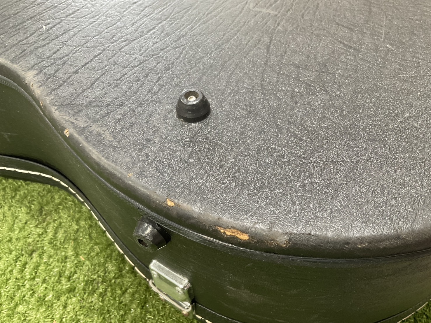 กล่องเคสกีต้าร์โปร่ง