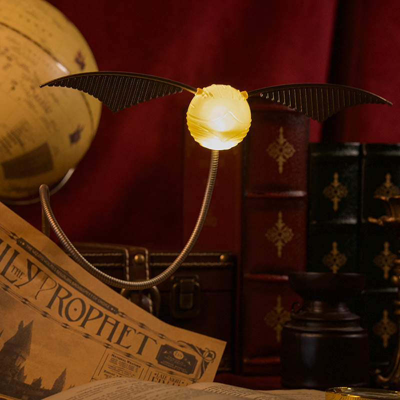 [Pre-Order] Golden Snitch Night Light USB