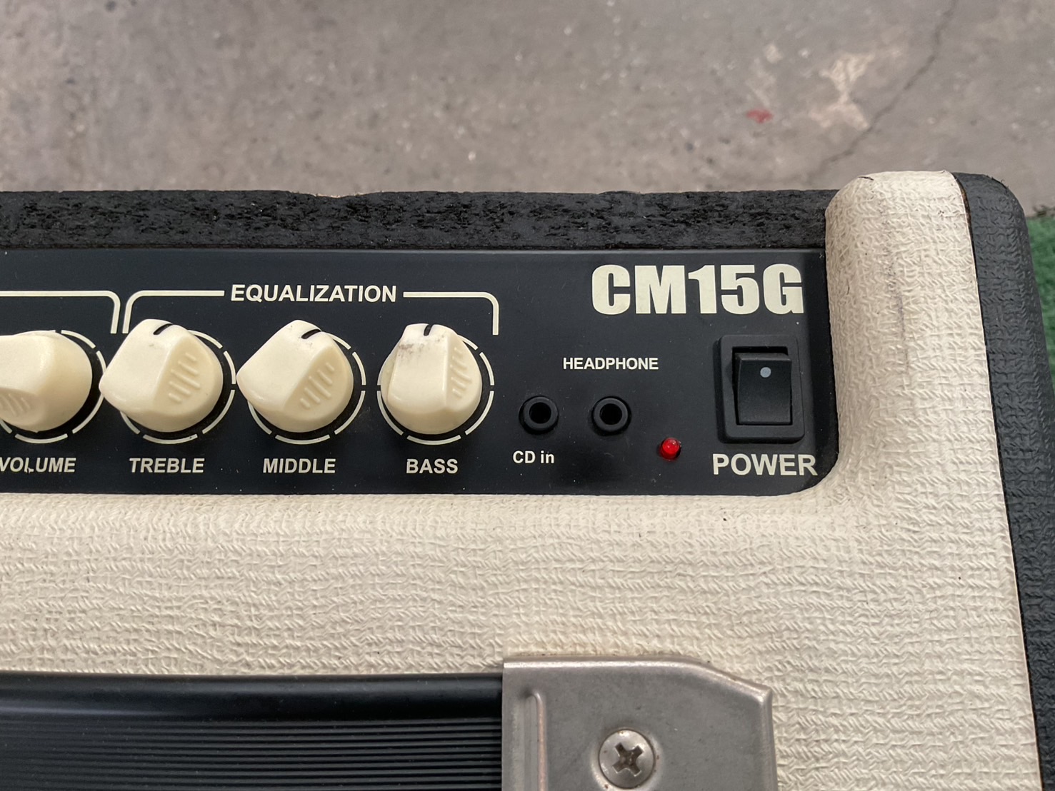 แอมป์กีต้าร์ Cort : CM15G