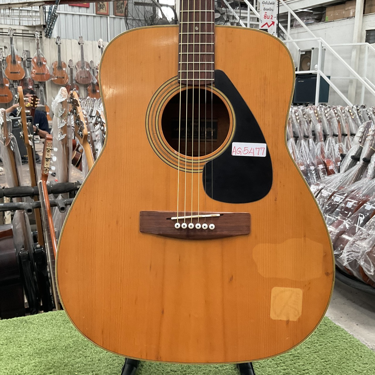 กีต้าร์โปร่ง YAMAHA : FG-200J