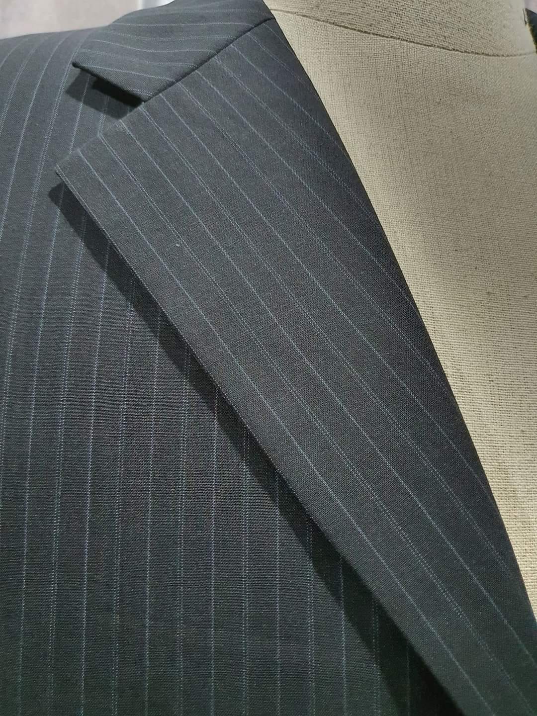 SUIT C0008 เสื้อสูท นำเข้า มือสอง สีดำ PARKLAND อก 42 นิ้ว