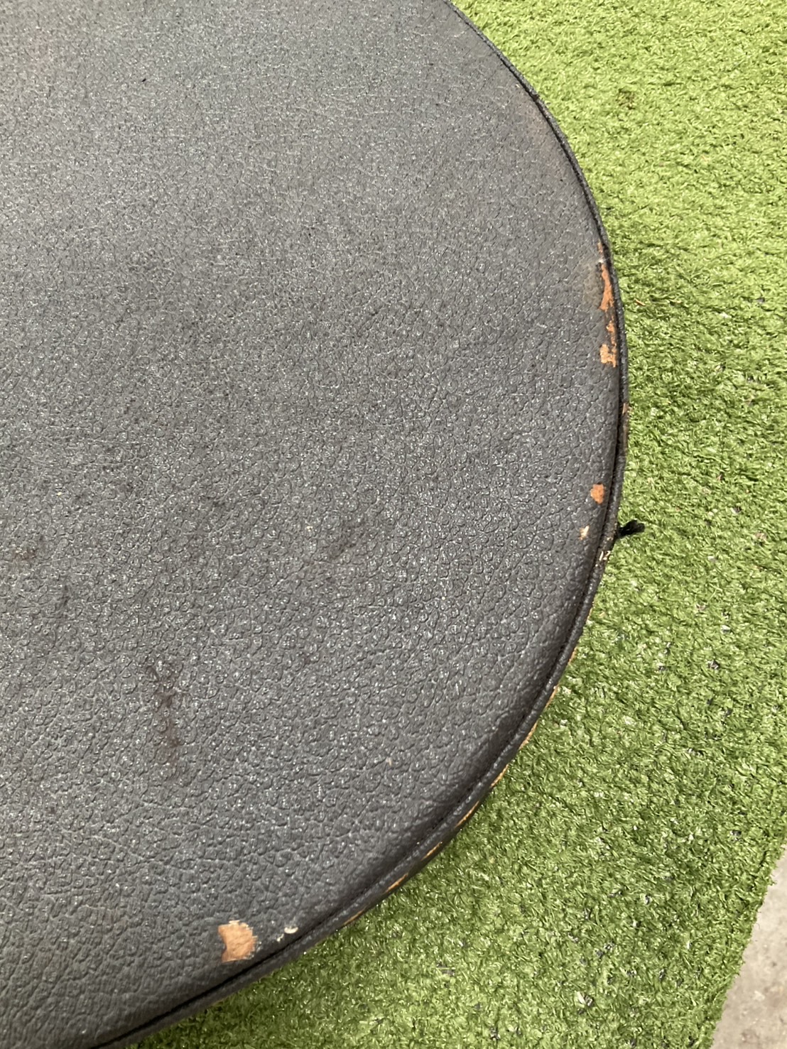 กล่องเคสกีต้าร์โปร่ง