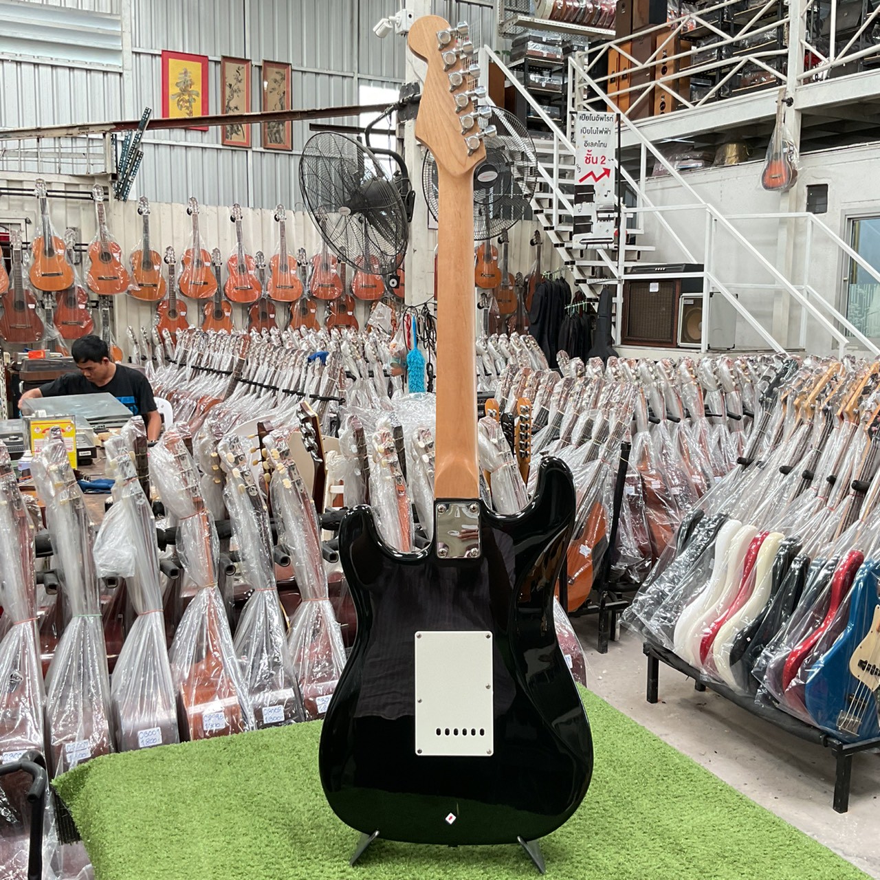 กีต้าร์ไฟฟ้า SELDER