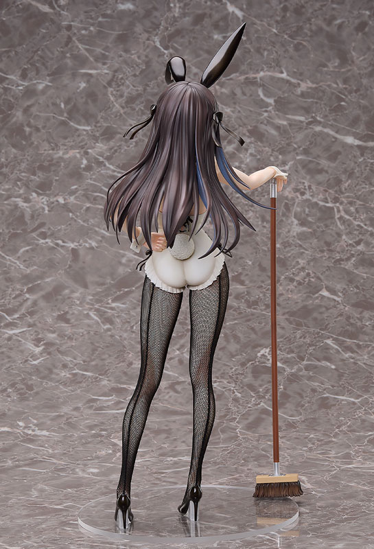 I May Be a Guild Receptionist, But I'll Solo Any Boss to Clock Out on Time Alina Clover Bunny Ver. 1/4 Figure(Pre-order)