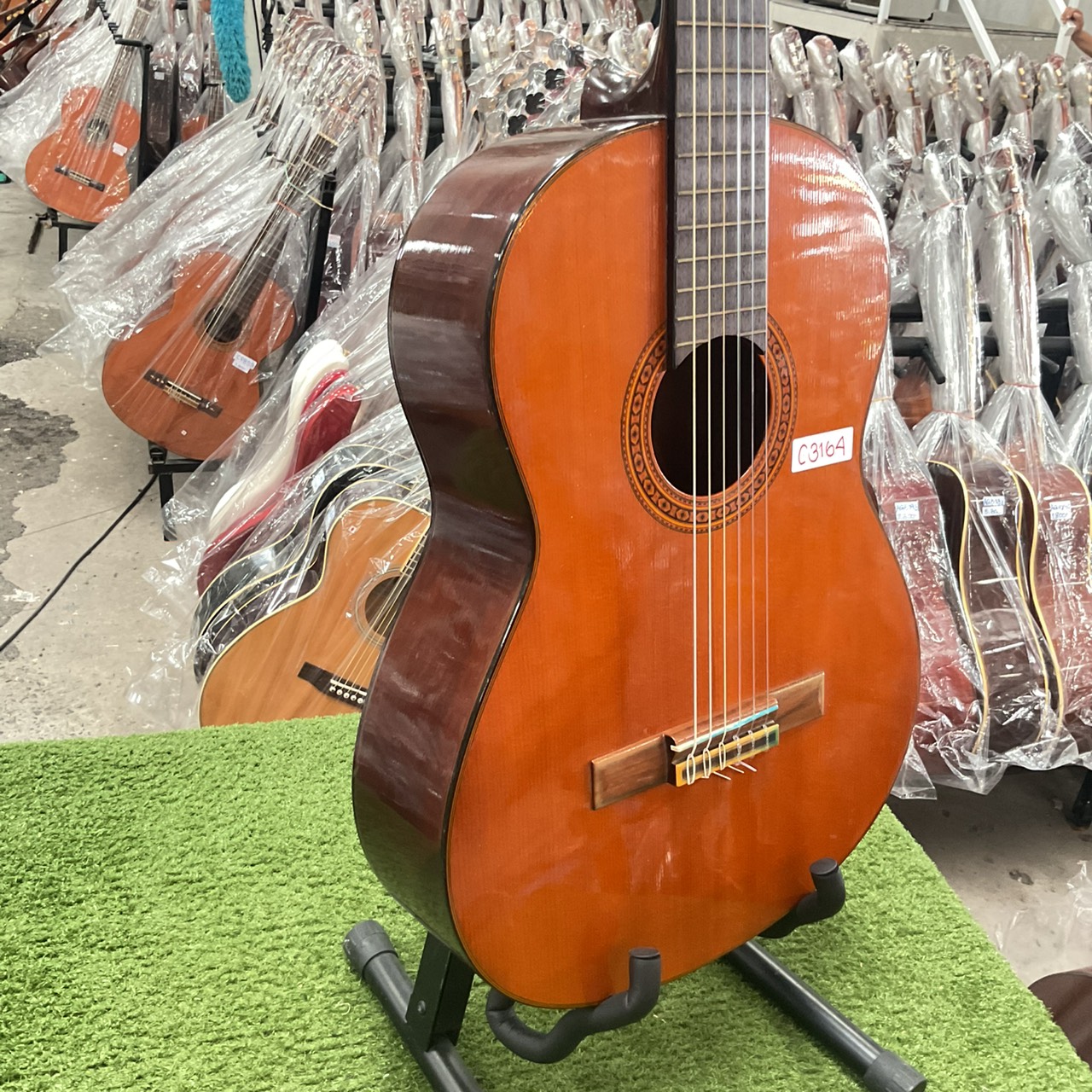 กีต้าร์คลาสสิค YAMAHA : CG-130A