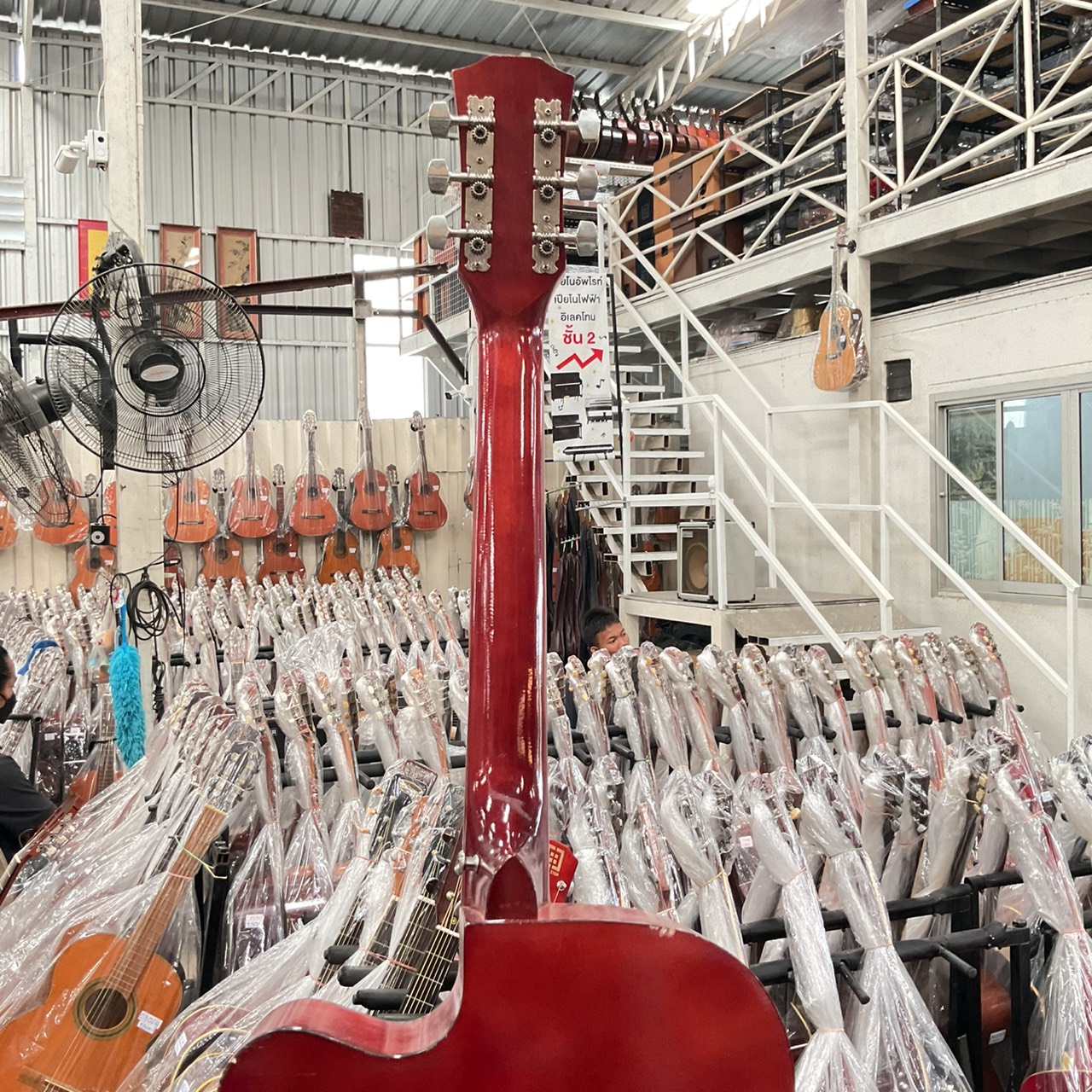 กีต้าร์โปร่ง ONE STEP