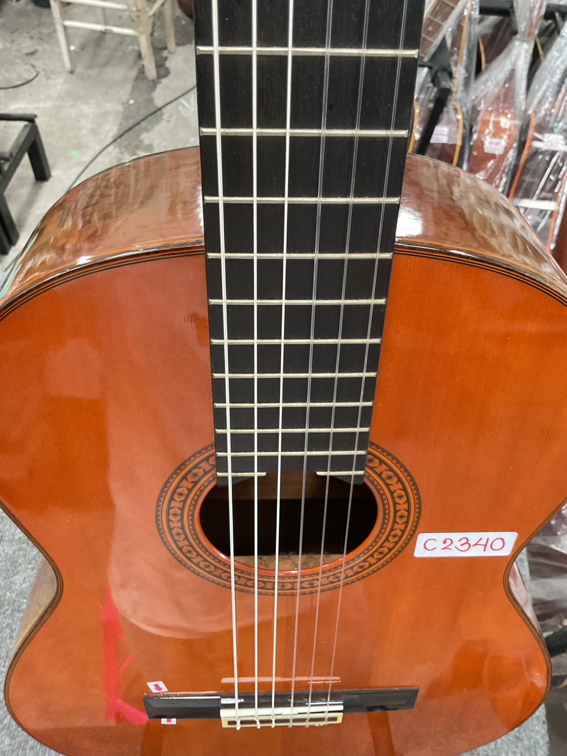 กีต้าร์คลาสสิค YAMAHA : C-325