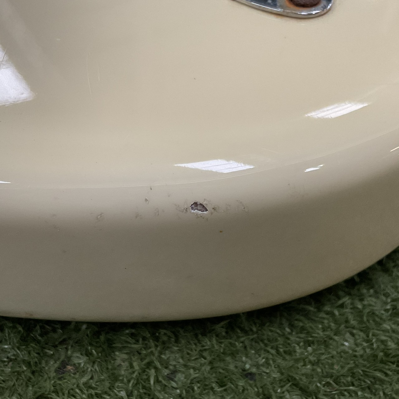 กีต้าร์ไฟฟ้า Mavis