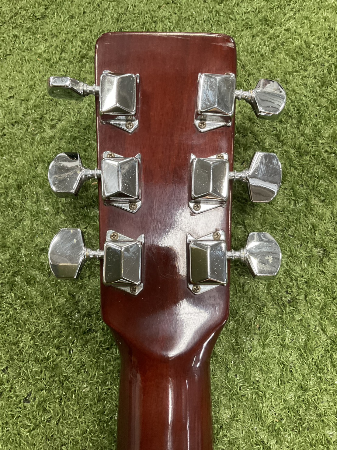 กีต้าร์โปร่ง No Brand