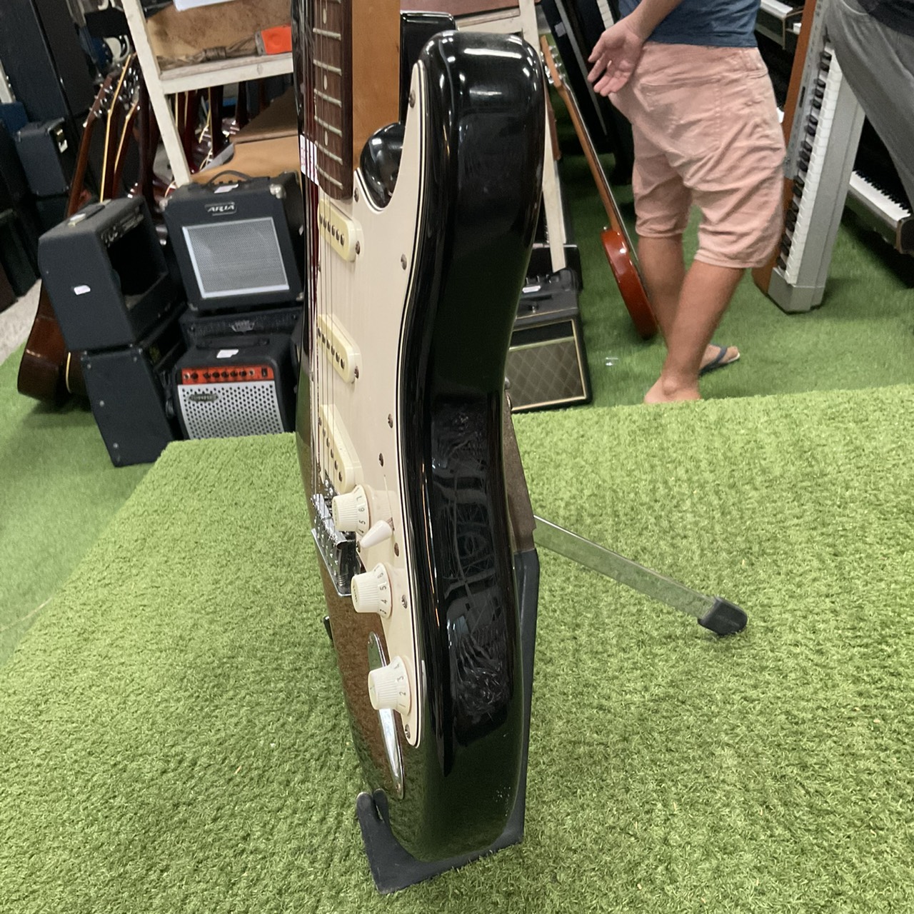 กีต้าร์ไฟฟ้า SELDER