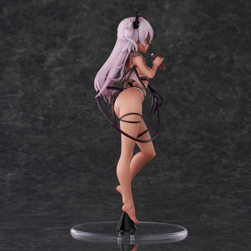 Tanned Vampire Yoru-chan illustration by Yukimiya Yuge Complete Figure(Pre-order)