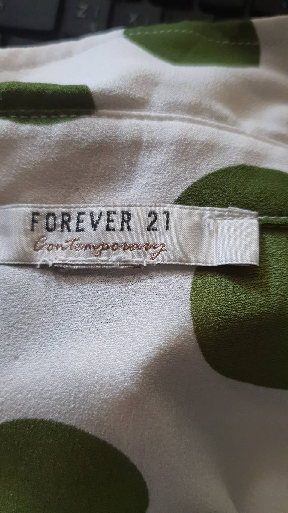 FF02713 เสืิ้อแฟชั่ีนชั่น ชีฟอง ลายจุด แบรนด์ FOREVER21 อก 34 นิ้ว
