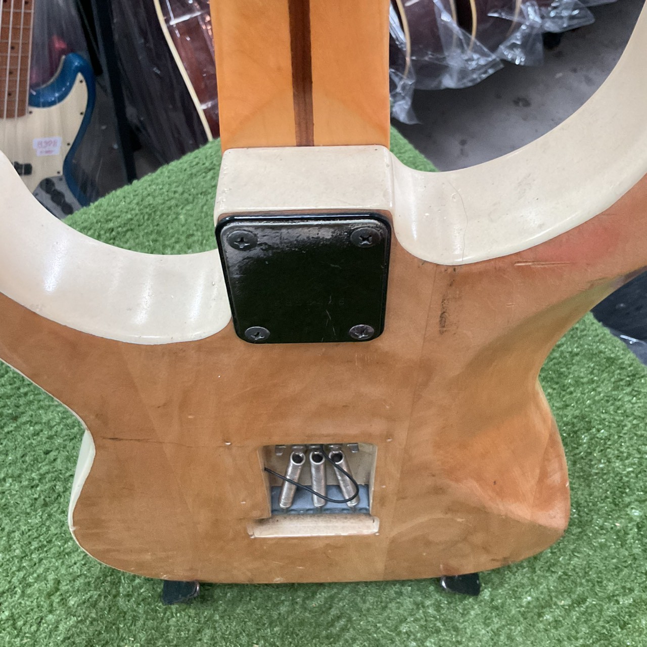 กีต้าร์ไฟฟ้า GRECO