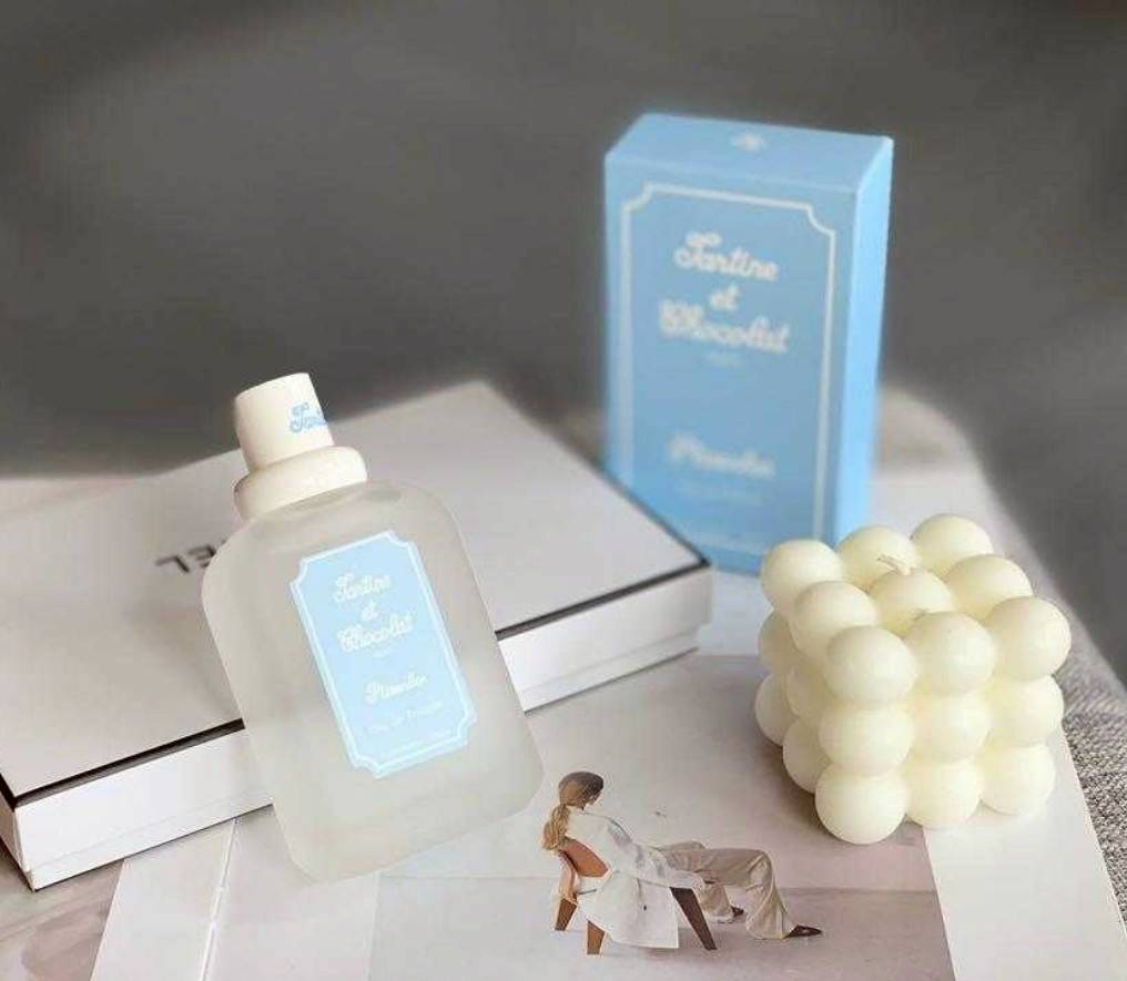 Givenchy Tartine et Chocolat Ptisenbon Givenchy EDT 50 ml