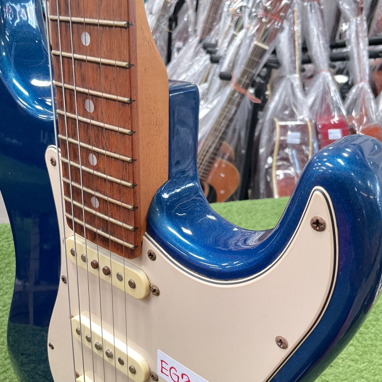 กีต้าร์ไฟฟ้า Legend