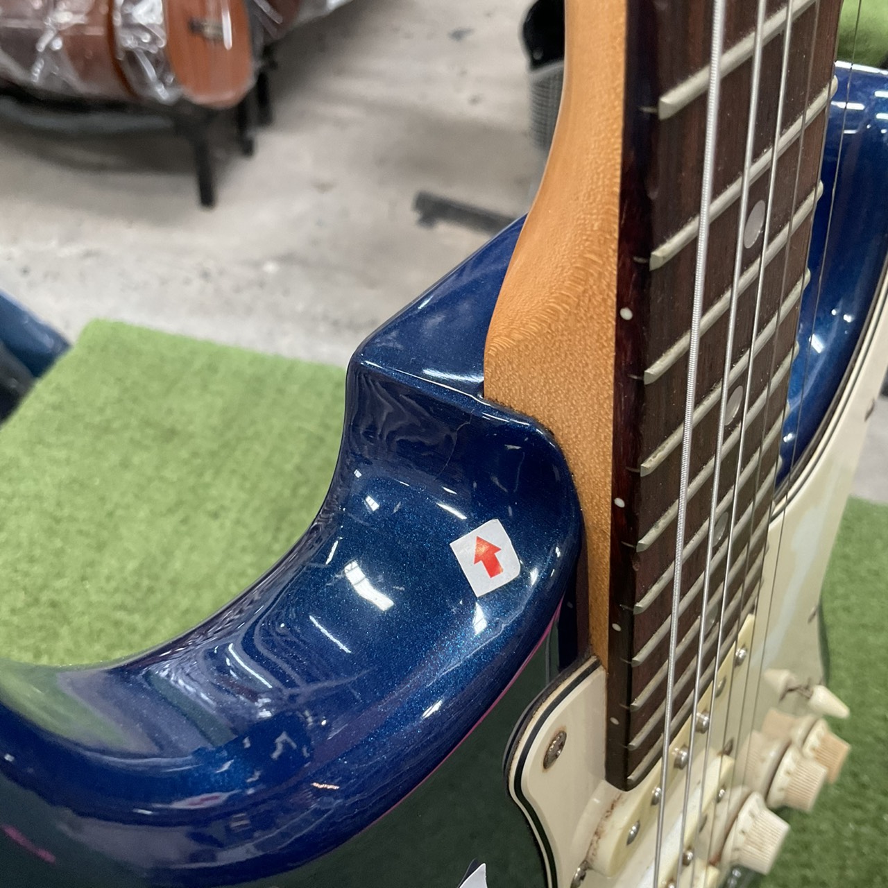 กีต้าร์ไฟฟ้า Legend