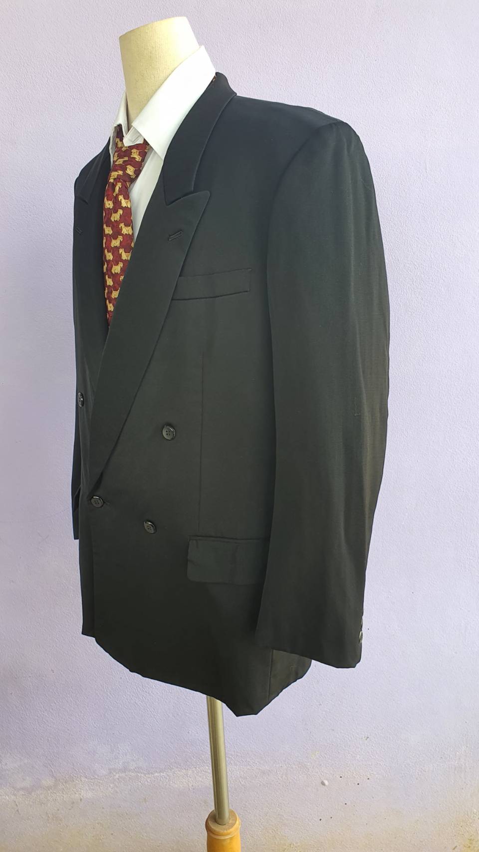 SUIT C0012 เสื้อสูท สีดำ มือสอง แบรนด์เนม อก 42 นิ้ว