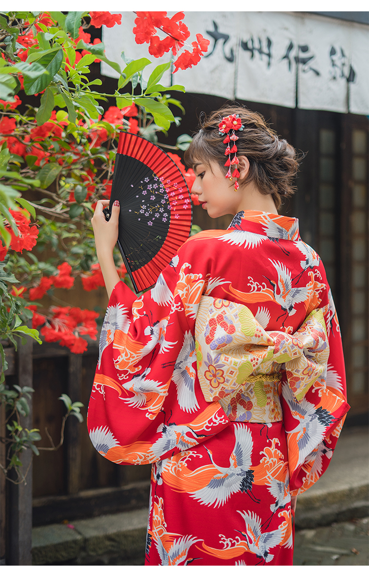 ชุดยูกาตะหญิง ญี่ปุ่น 日本の浴衣 Japanese Women Yukata
