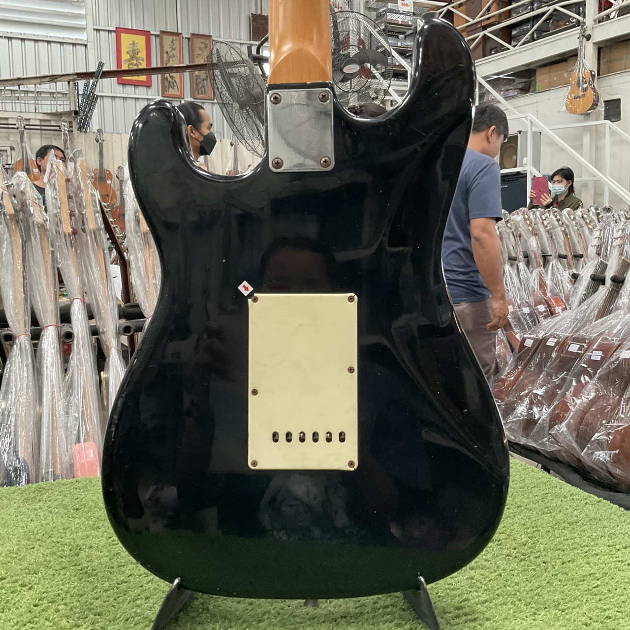 กีต้าร์ไฟฟ้า Photogenic : TRADITIONAL