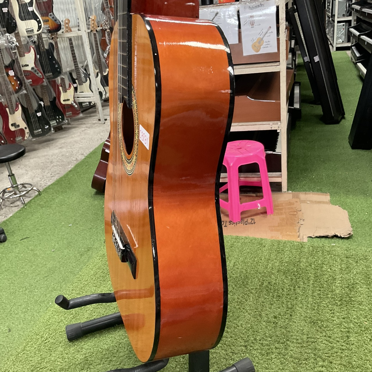 กีต้าร์คลาสสิค FUJI YAMA