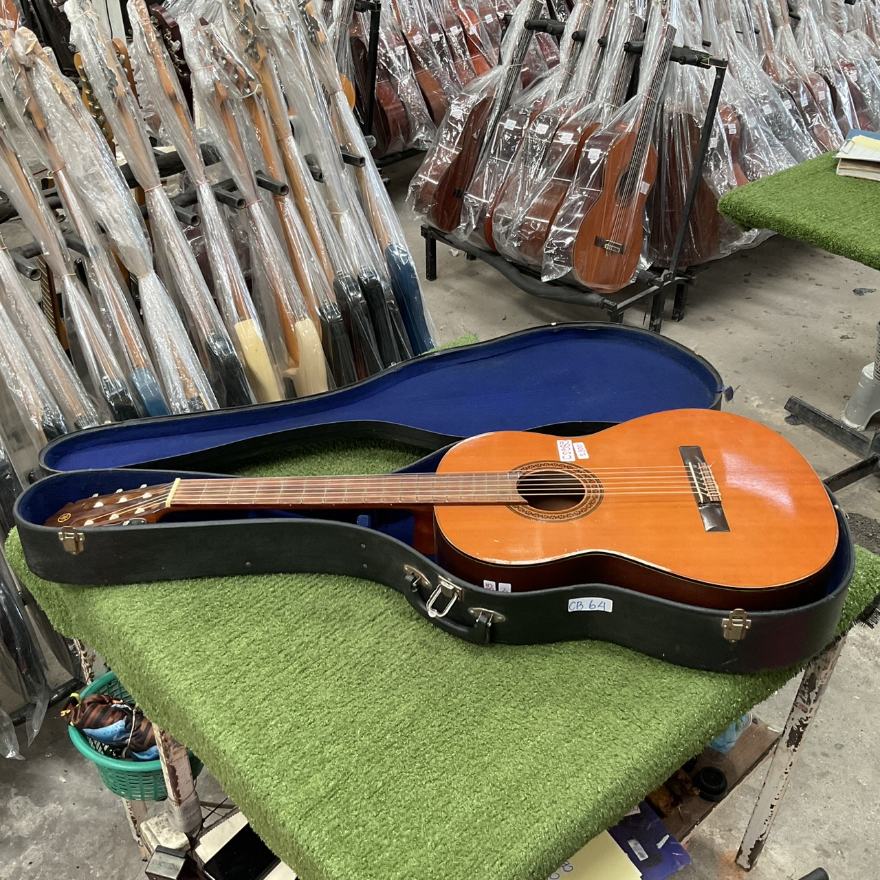 กล่องเคสกีต้าร์คลาสสิค