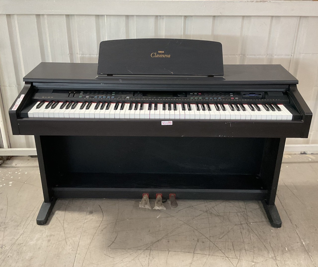 เปียโน YAMAHA : Clavinova CVP-92 สินค้าไม่พร้อมใช้งาน (ต้องซ่อม)