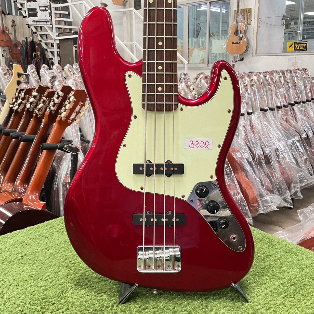 กีต้าร์เบส Grass Roots