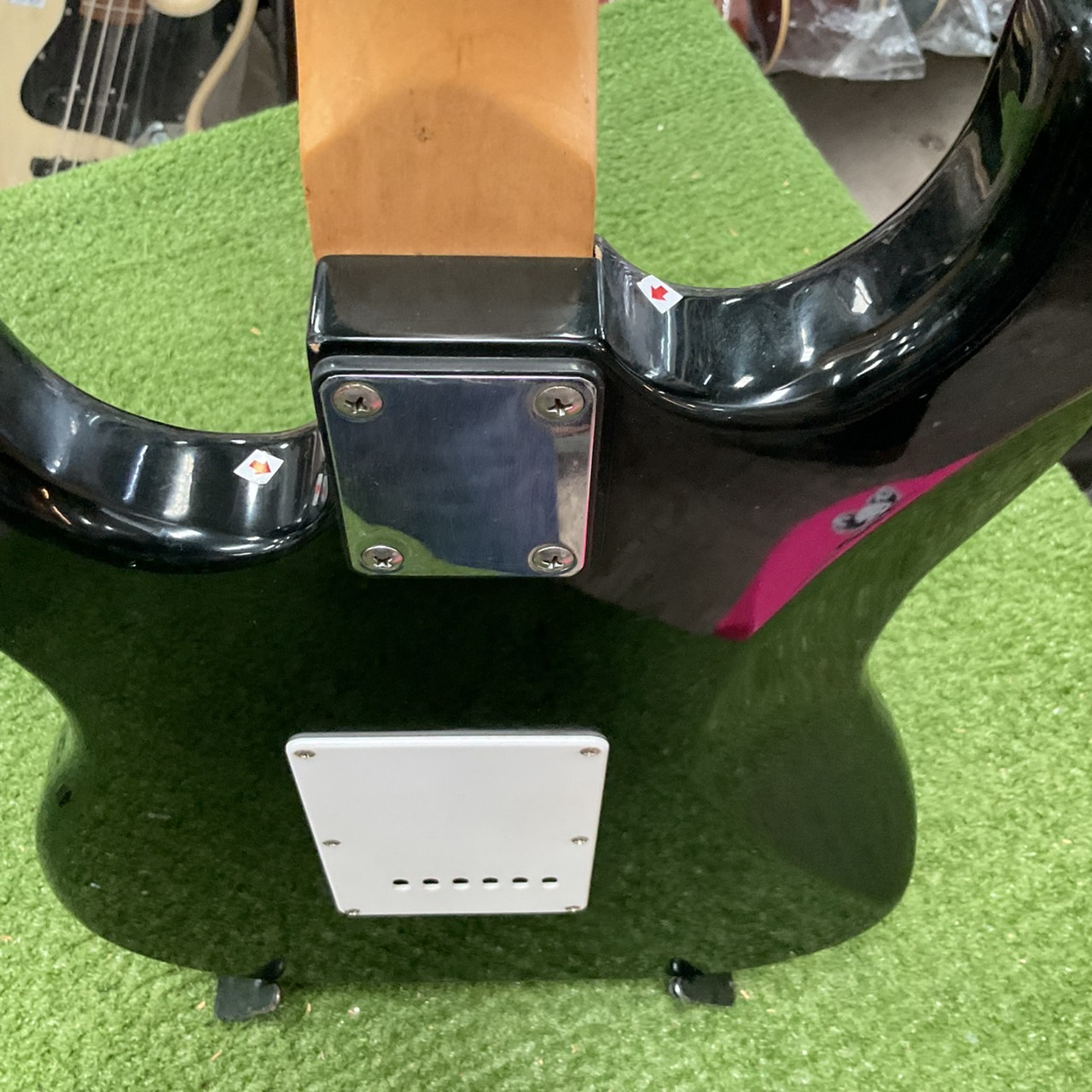 กีต้าร์ไฟฟ้า VANGUAR