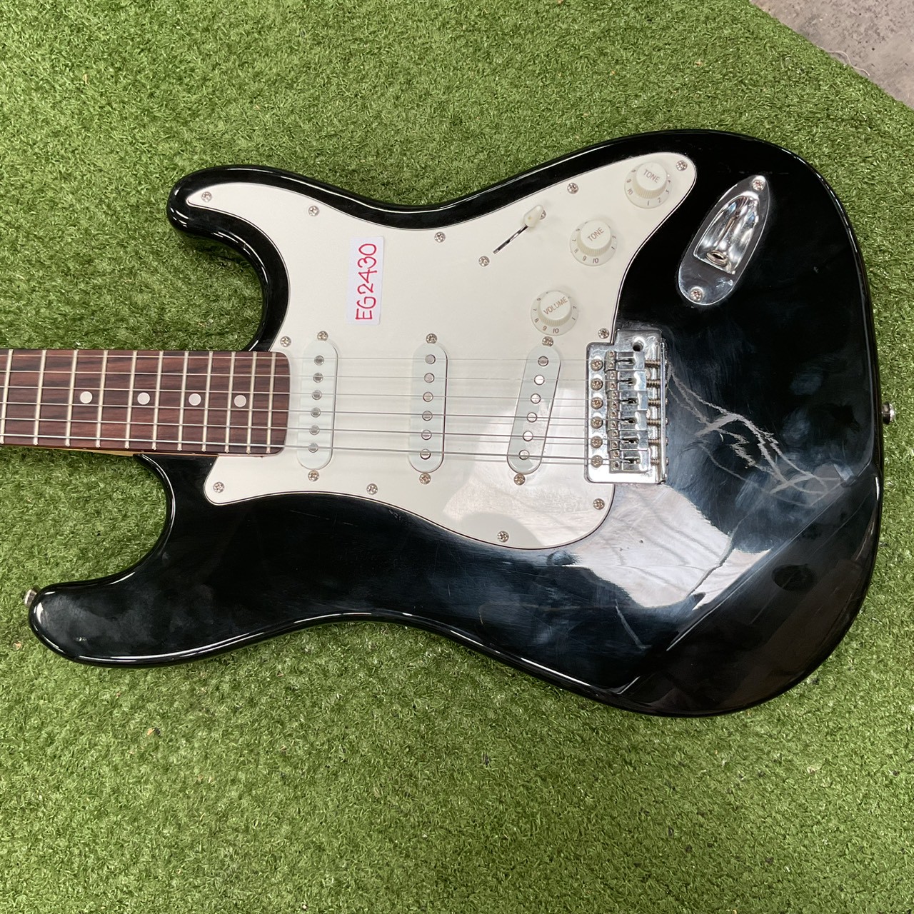 กีต้าร์ไฟฟ้า SELDER