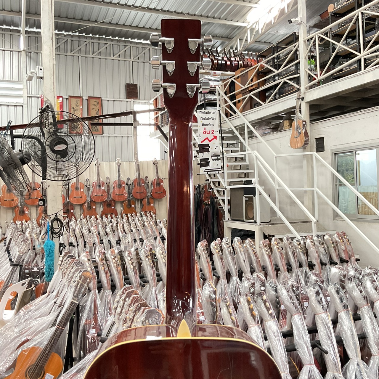 กีต้าร์โปร่ง Legend : LAW-25 BS