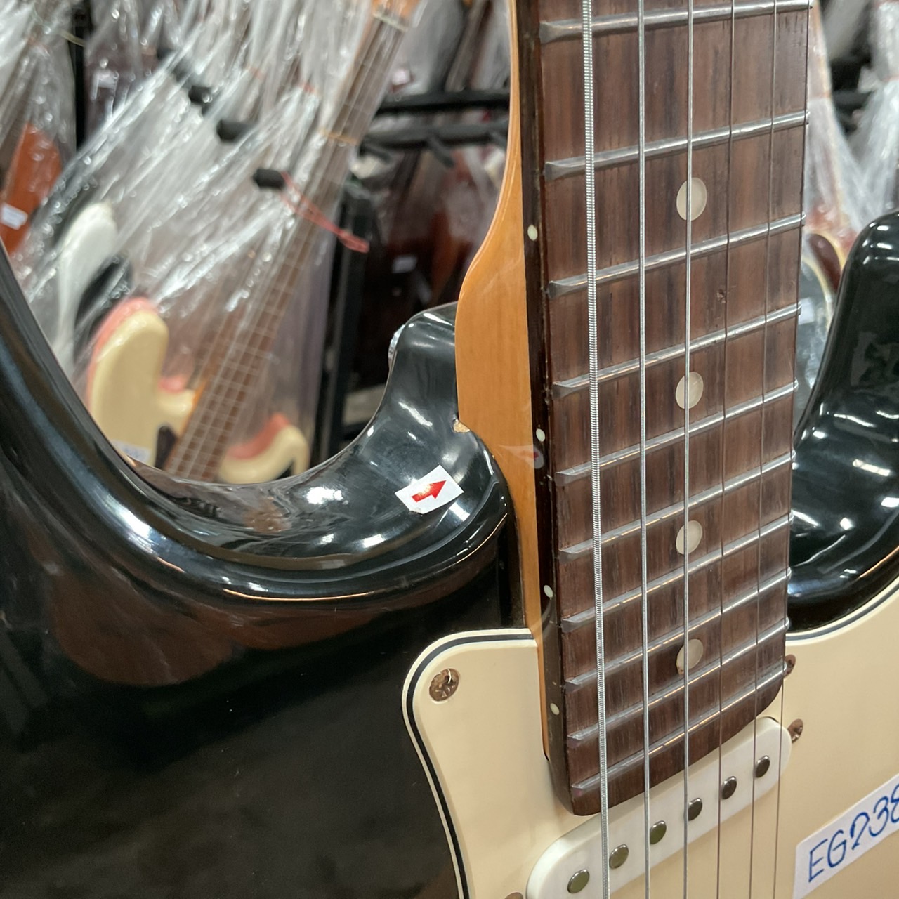 กีต้าร์ไฟฟ้า BUSKER'S