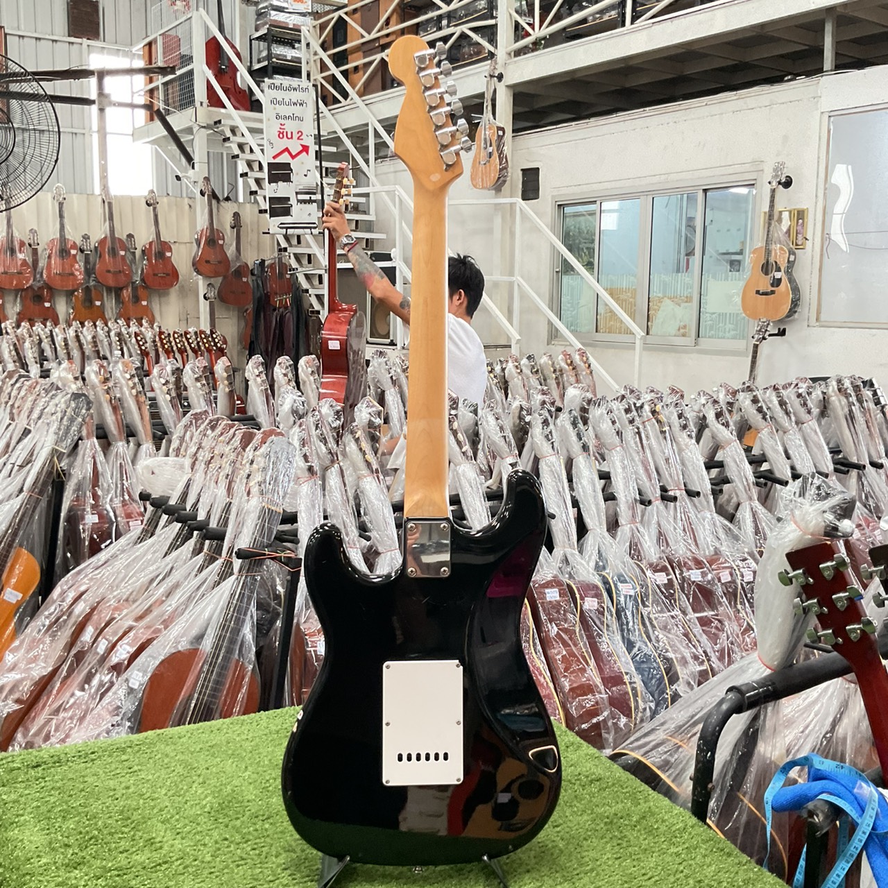 กีต้าร์ไฟฟ้า SELDER