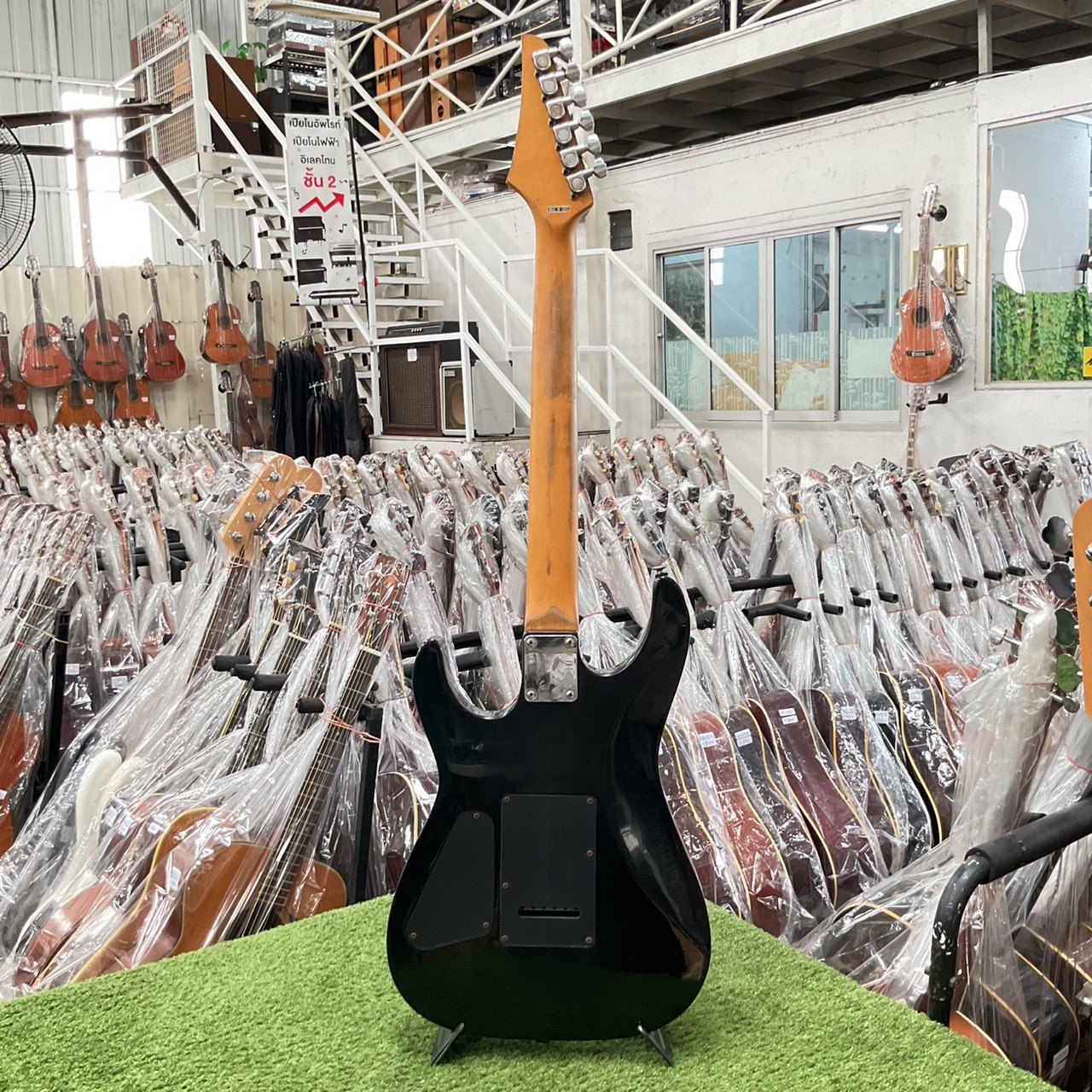 กีต้าร์ไฟฟ้า Bill's Brothers