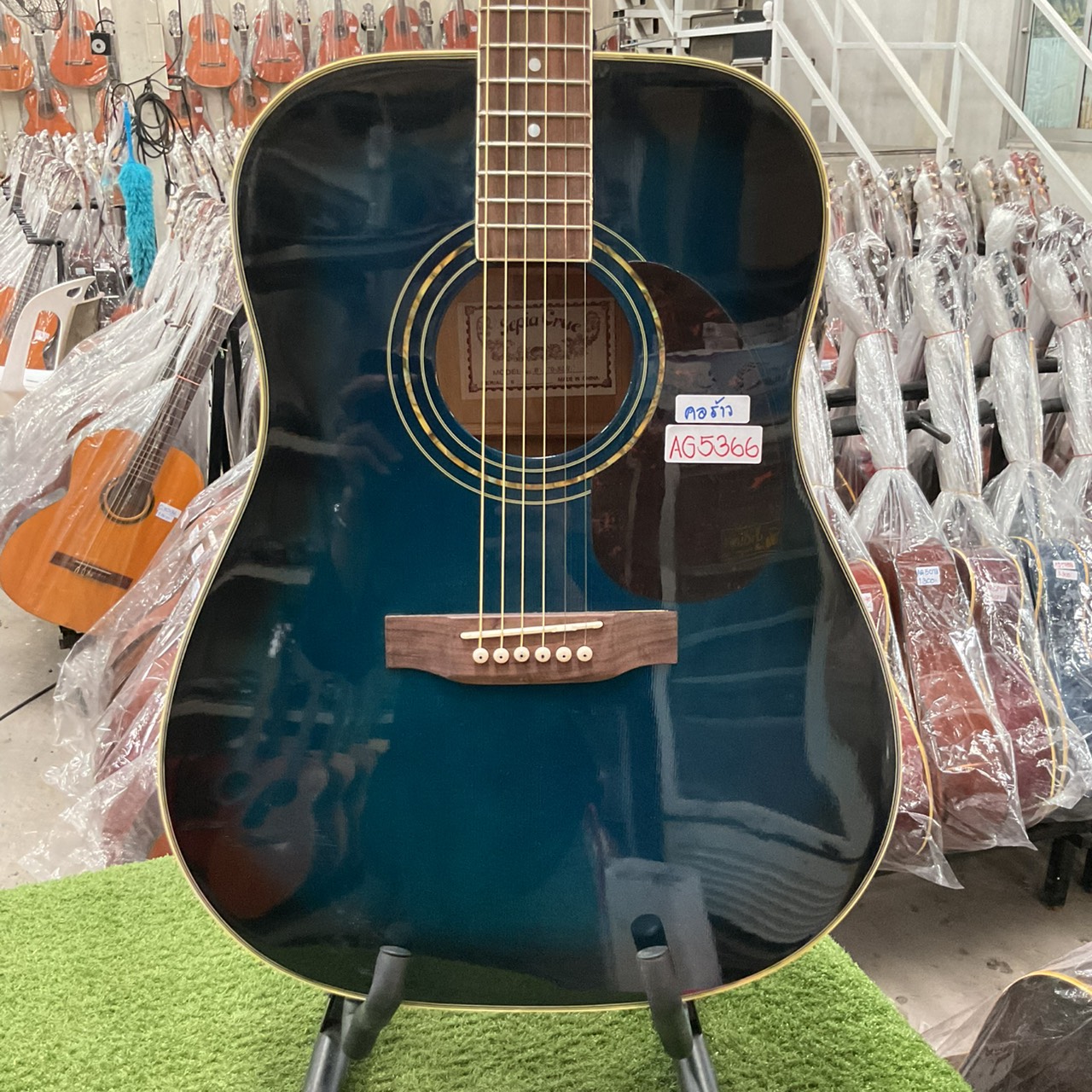 กีต้าร์โปร่ง Sepia Crue : W-170-BLS