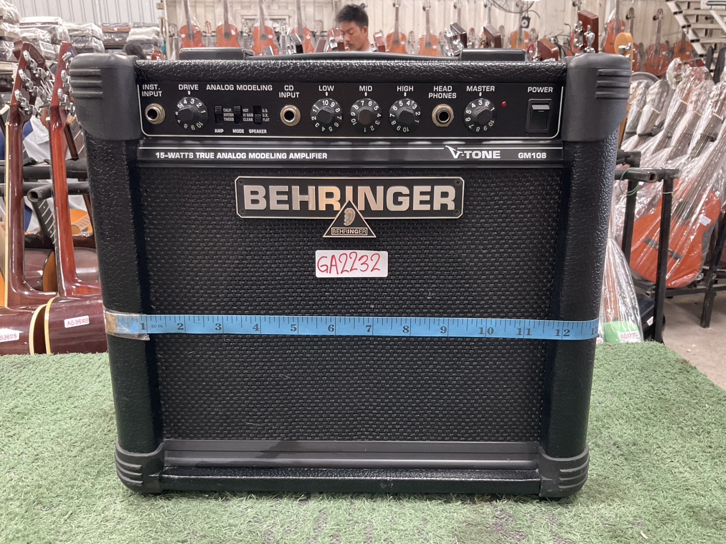 แอมป์กีตาร์ BEHRINGER : V-TONE GM108