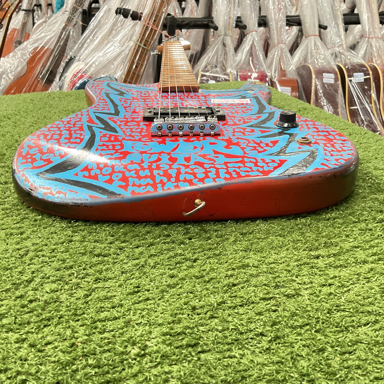 กีต้าร์ไฟฟ้า Photogenic