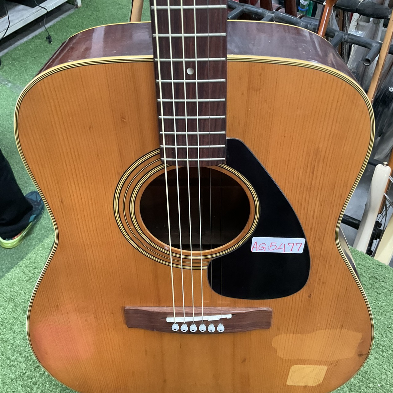 กีต้าร์โปร่ง YAMAHA : FG-200J