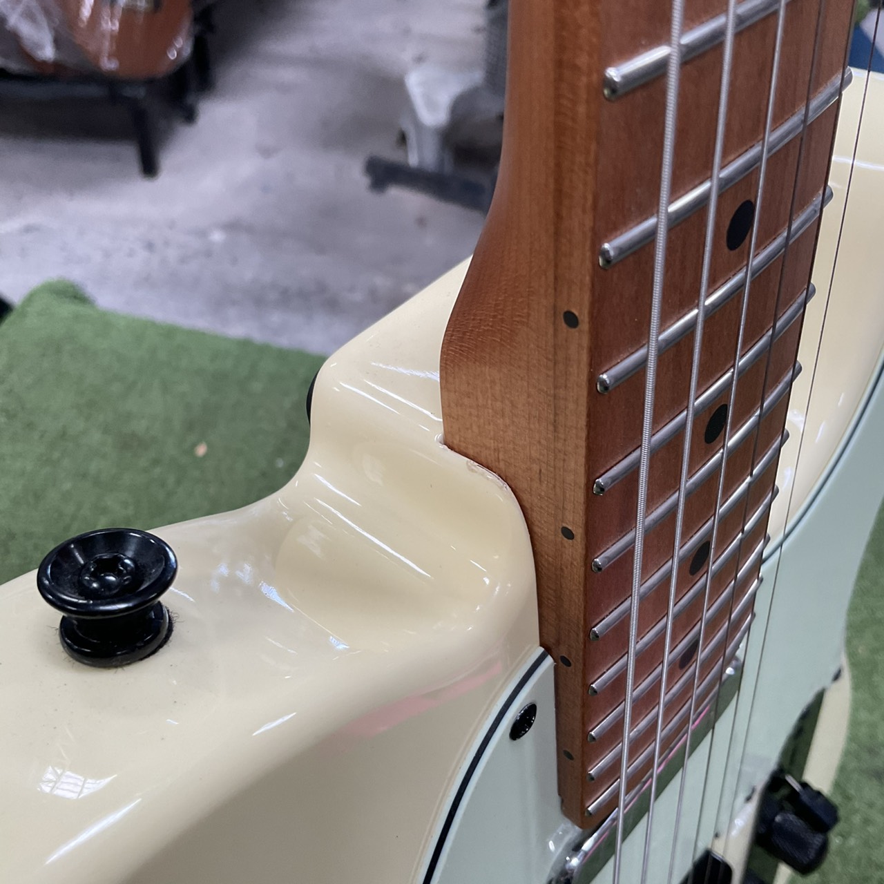 กีต้าร์ไฟฟ้า LUXARS(Gion) : S-G17PRO