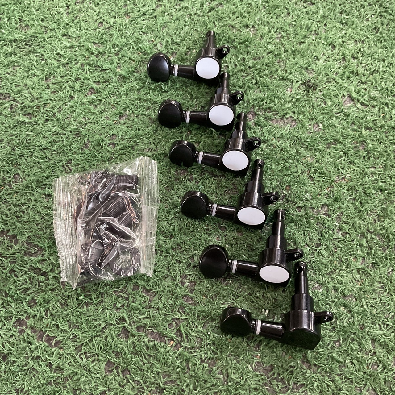 ลูกบิดกีต้าร์ไฟฟ้า