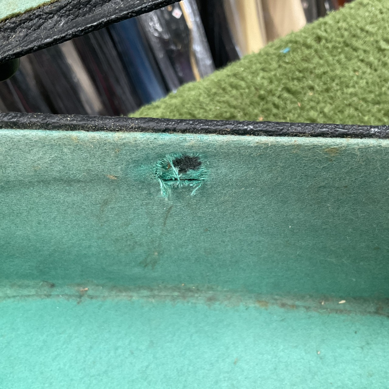 กล่องเคสกีต้าร์โปร่ง