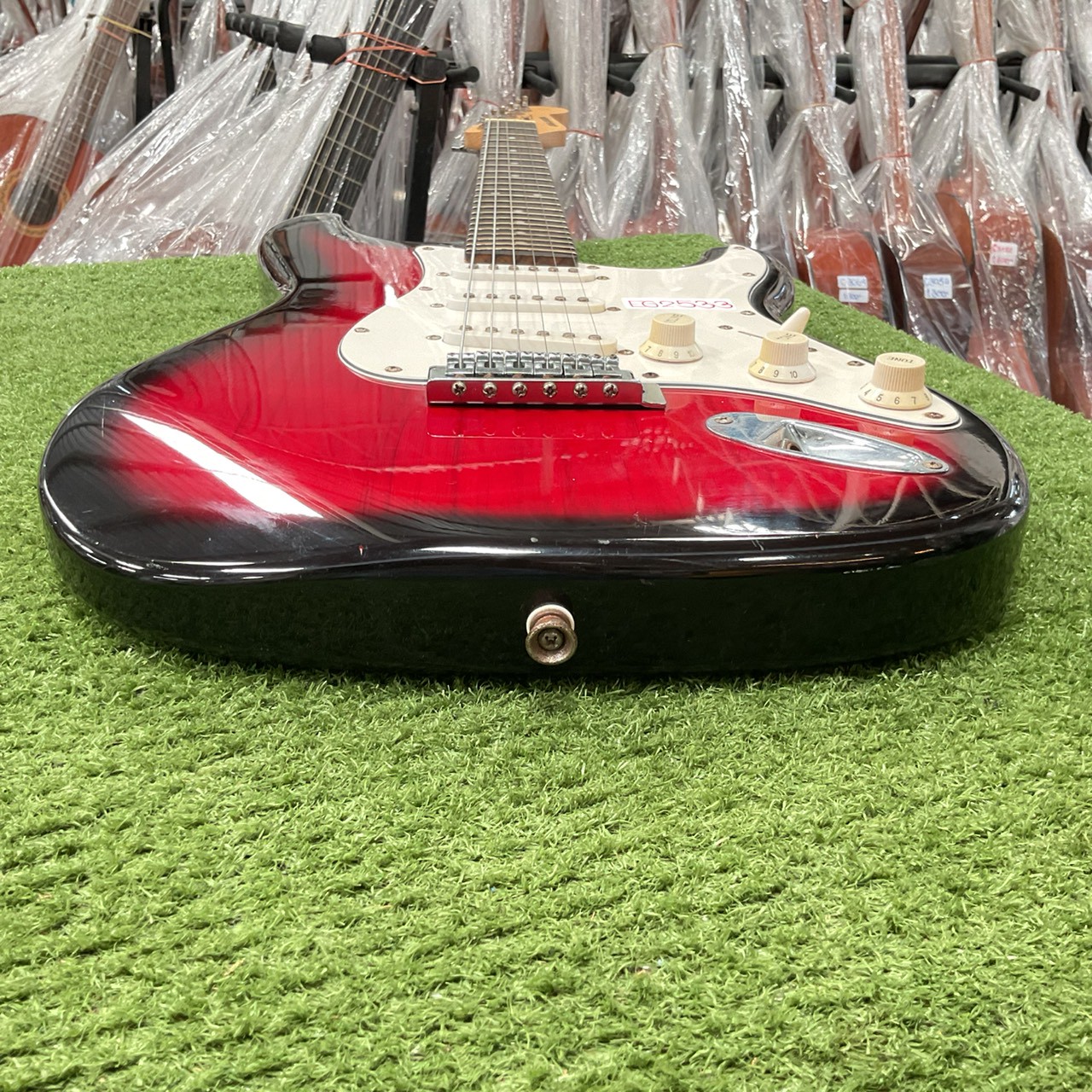 กีต้าร์ไฟฟ้า SELDER