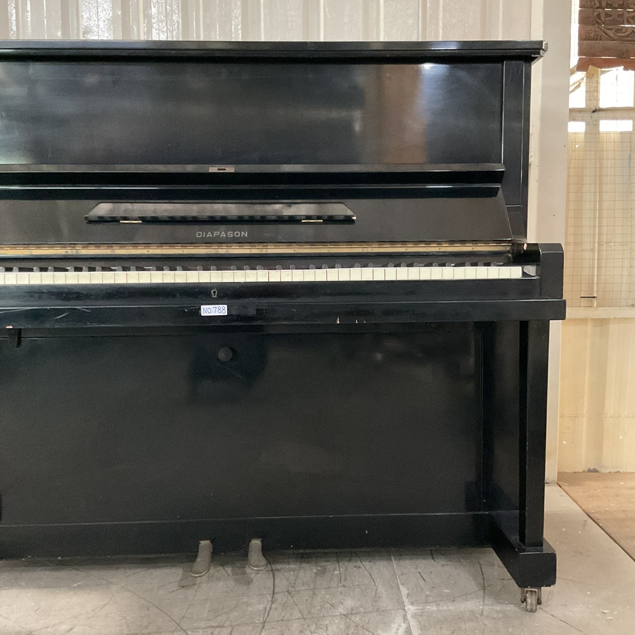 เปียโนอัพไลท์ DIAPASON HAMAMATSU : No.125