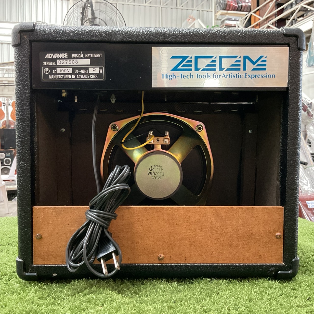 แอมป์กีต้าร์ ADVANCE : FX-10