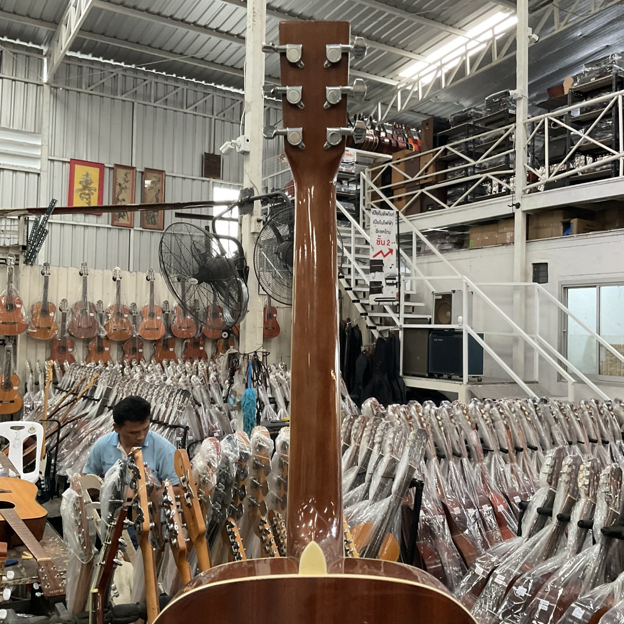 กีต้าร์โปร่ง HONEY BEE : F-15 N