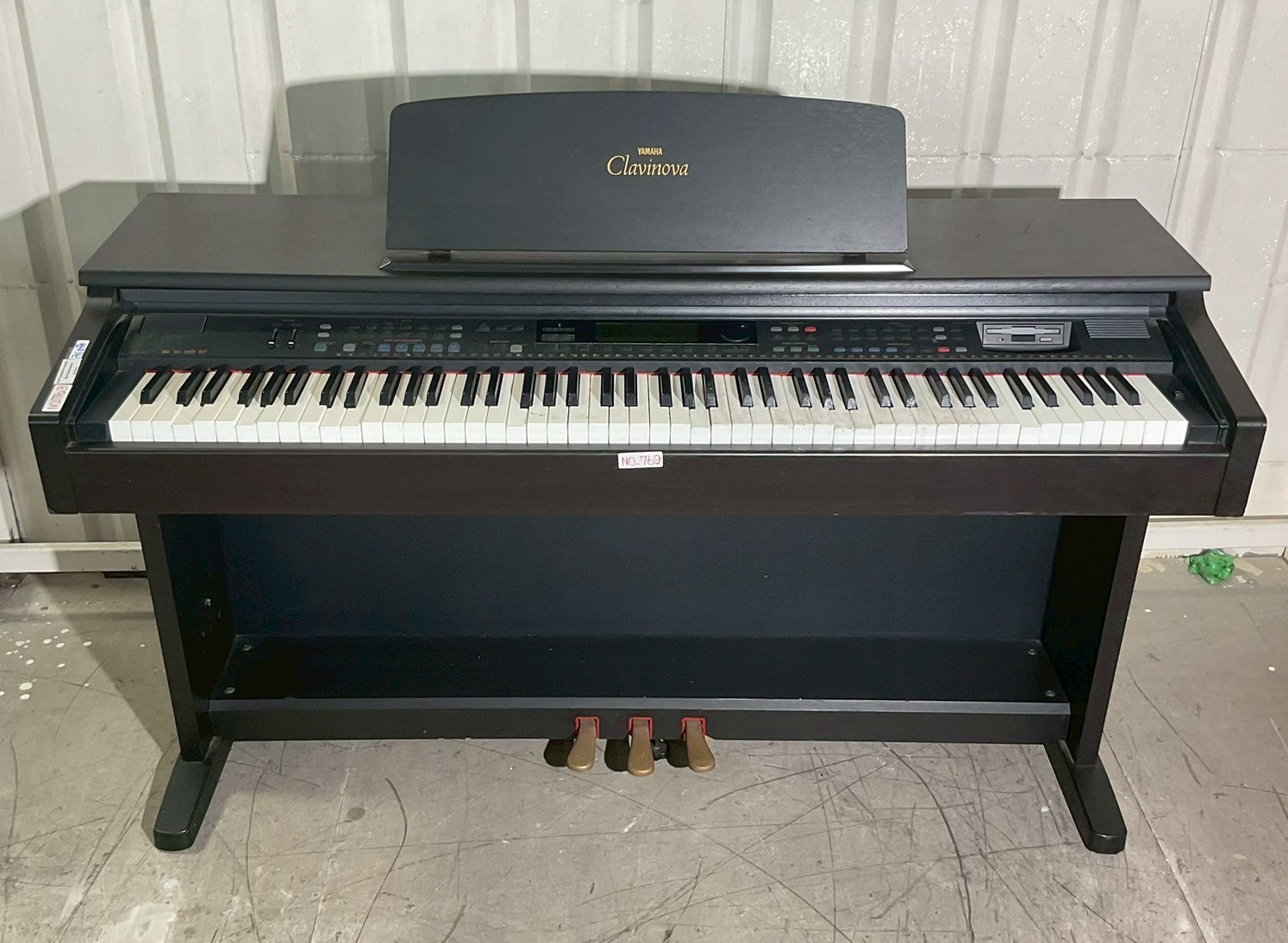 เปียโน YAMAHA : CVP-92 สินค้าไม่พร้อมใช้งาน (ต้องซ่อม)